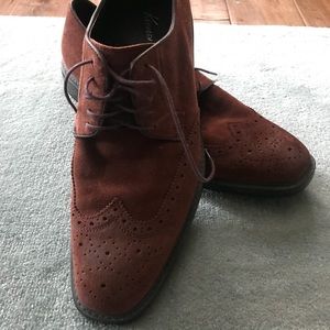 Kenneth Cole suede Oxfords Wine Like New!